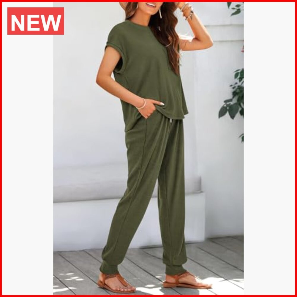 Polyester Blend Two Piece Tracksuit Set Short Sle… - image 4